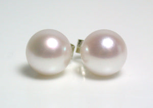 8-8.5mm white Japanese Akoya pearl & 9 carat gold earrings